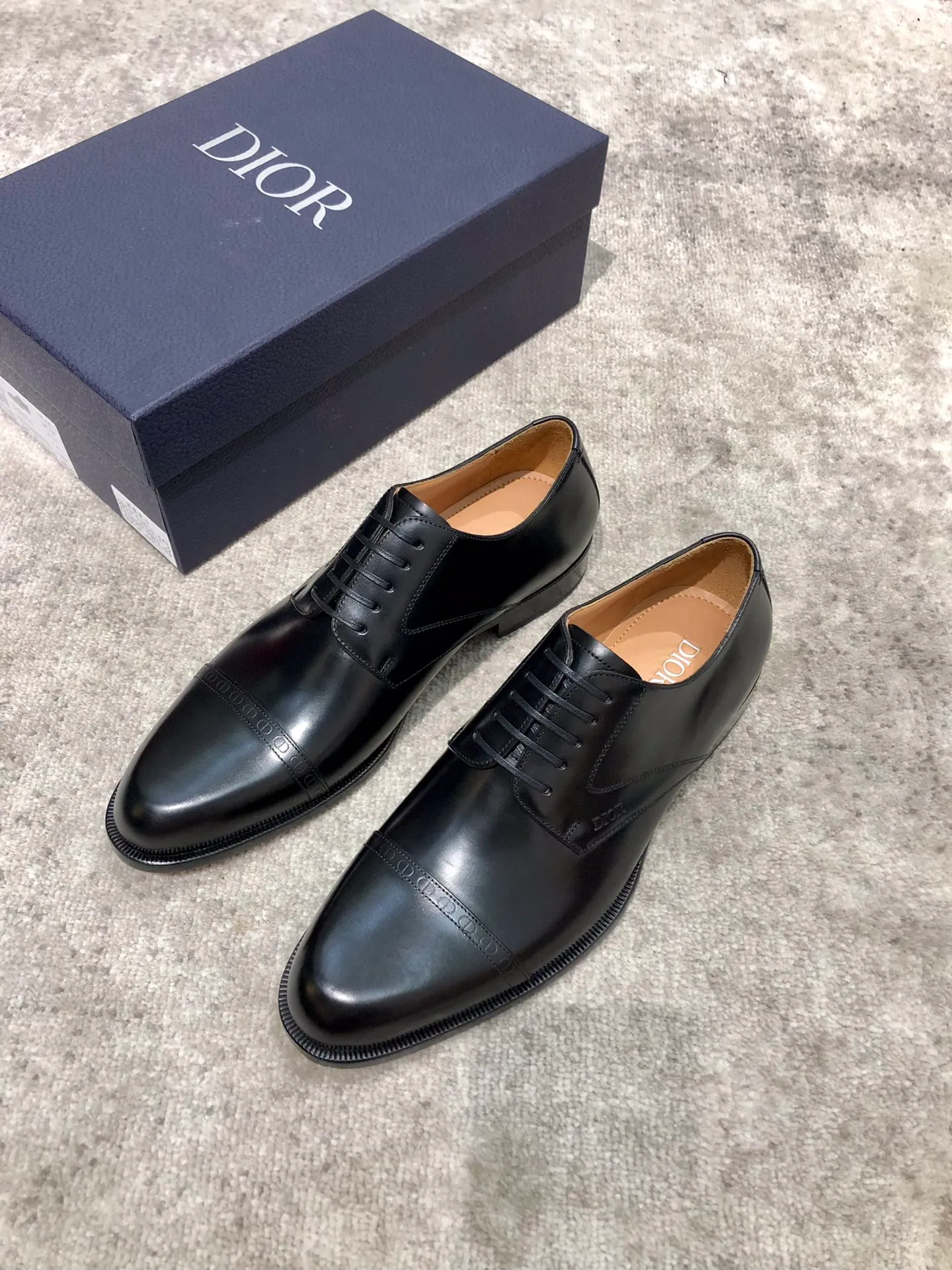 Men's shoes 💰960 Dior's new counters are on sale at the same time, with imported cowhide uppers, water-dyed cowhide lining, genuine leather outsole, impeccable details, standard size 38-44,